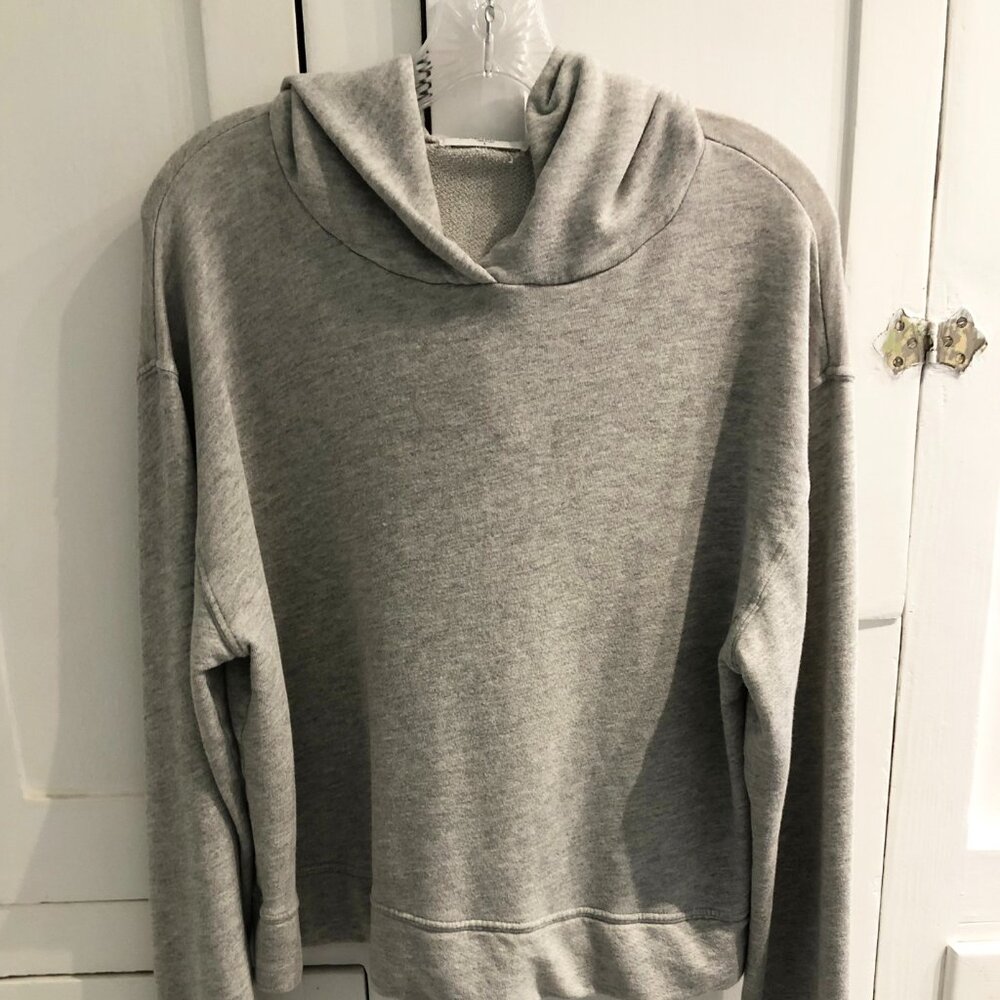 PerfectWhiteTee "Iggy" Sweatshirt (PWT)